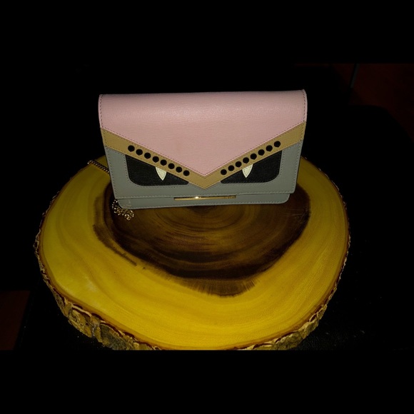 Authentic Fendi Wallet On Chain Monster Pink - Picture 3 of 17
